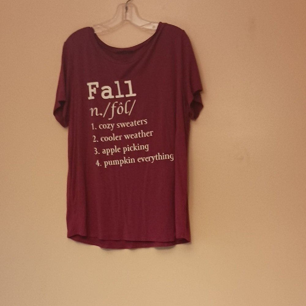 Women's Burgundy Fall Graphic Tee, Sz L